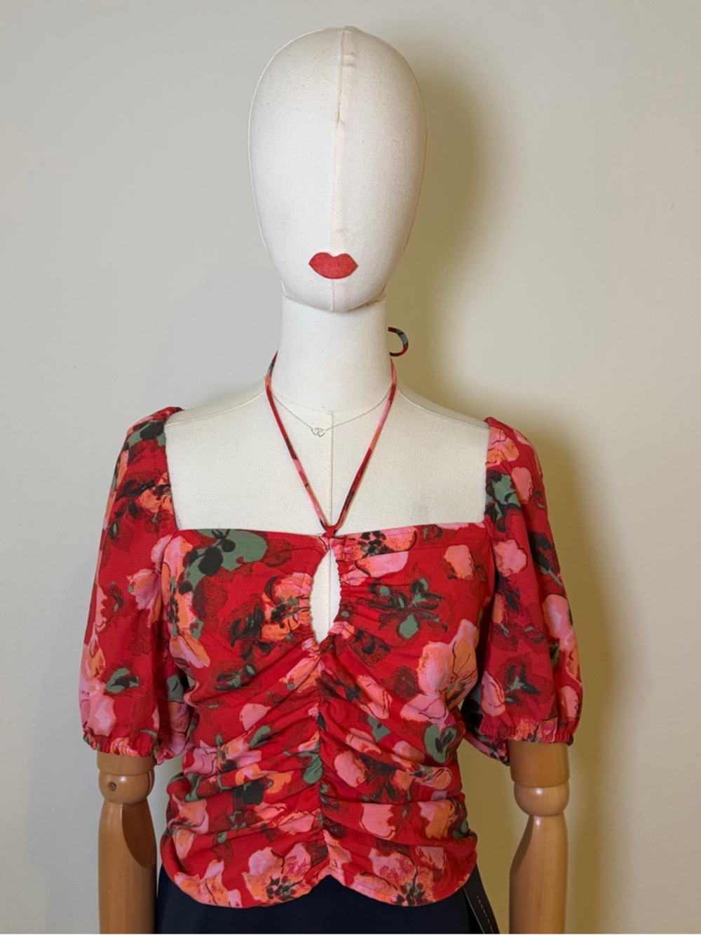 H&M Floral Ruched Crop Top with Puff Sleeves - NWT Size M